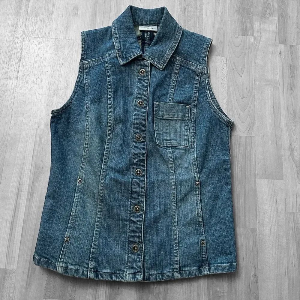 Chico's Platinum Denim Vest Size 4